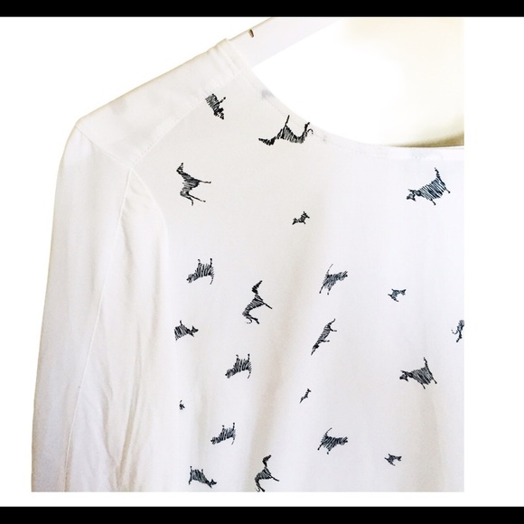 RW&CO Dog Print Semi Sheer Blouse Ivory White Size Small - Picture 3 of 10